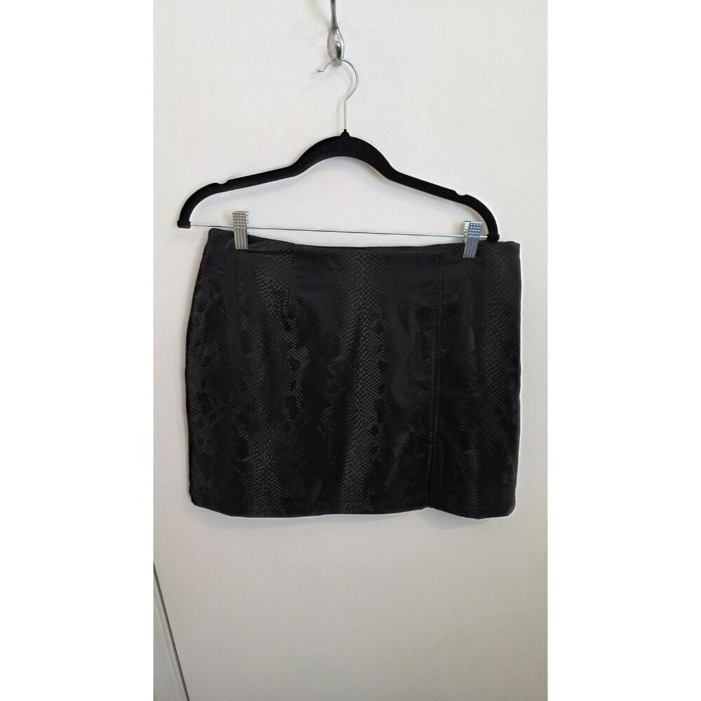 Juicy Couture Animal Print Black Mini Skirt Soft Grunge Punk Rock Size Large NWT
